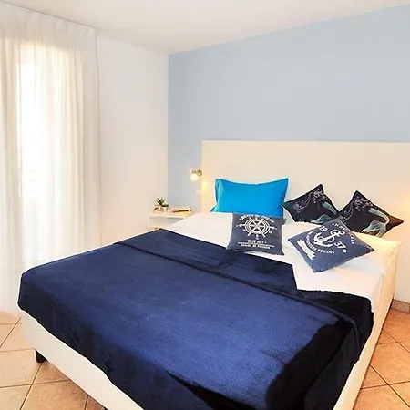 Corallo Apartahotel *